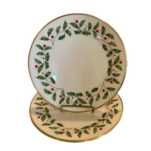 Lenox Dimension Holiday Gold Dinner Plates 10” Holly Berry USA Set Of 2 NEW - Picture 1 of 3